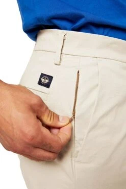 Short DOCKERS SUPREME FLEX Porcelaine -Levis Soldes Magasin dockers 85862 00 46 5