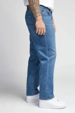 Jean LEE WEST Into The Blue Worn