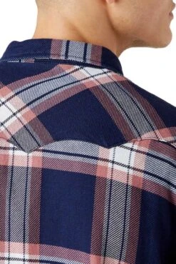 Chemise WRANGLER OVER Withered Rose -Levis Soldes Magasin wrangler 1123 20 937 5